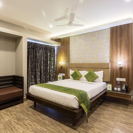 Hotel Treebo Trend Berrys Boutique Madurai Esterno foto