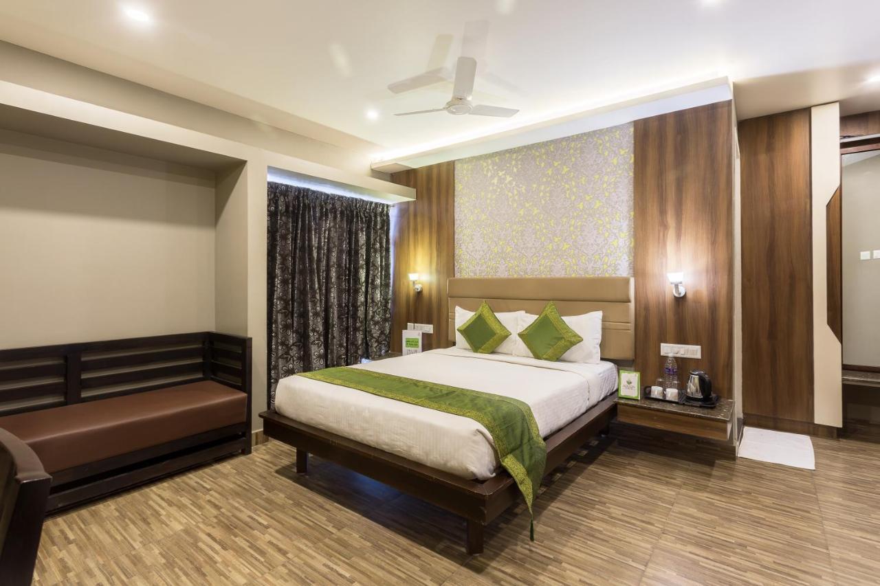 Hotel Treebo Trend Berrys Boutique Madurai Esterno foto