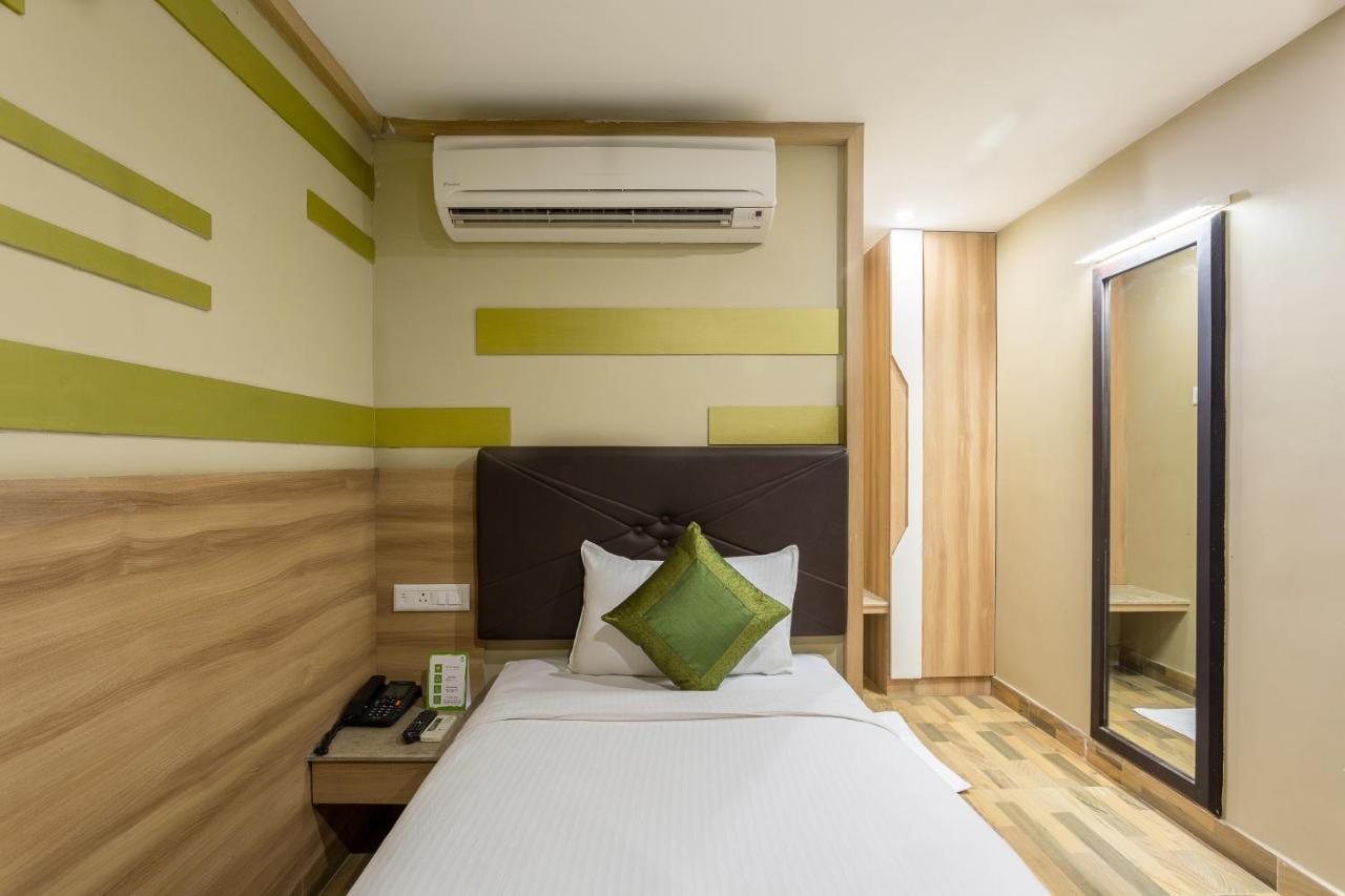 Hotel Treebo Trend Berrys Boutique Madurai Esterno foto