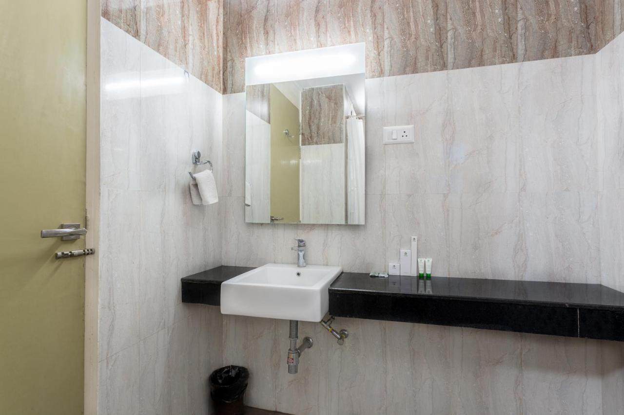 Hotel Treebo Trend Berrys Boutique Madurai Esterno foto